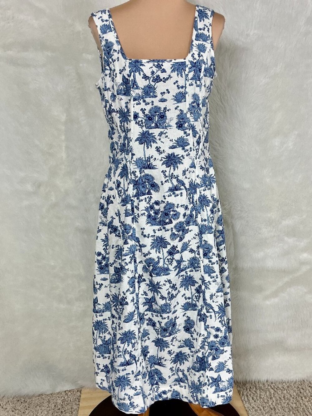 House of Harlow Sleeveless White Blue Floral Bird Toile Linen Midi Dress NWT M